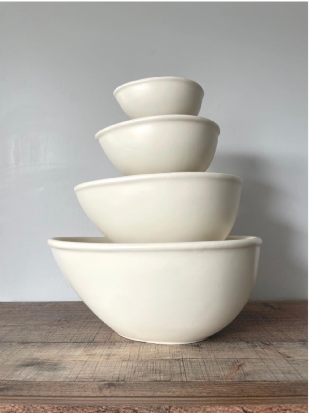 Nigella Lawson stacking bowls NIB